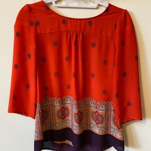 ANTHROPOLOGIE silky top size 6